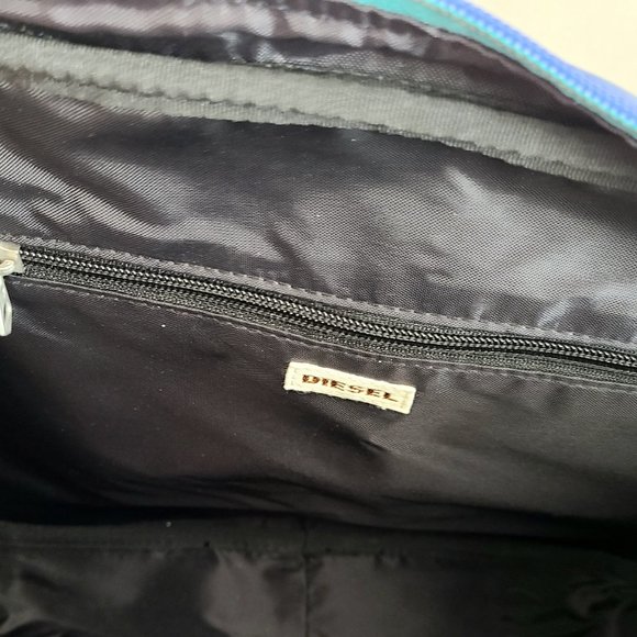 Diesel unisex blue travel bag. - Picture 8 of 9